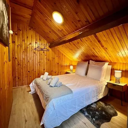 Prázdninový dům Le Jardin D'eden, Superbe Gite, Borne Recharge Ve *